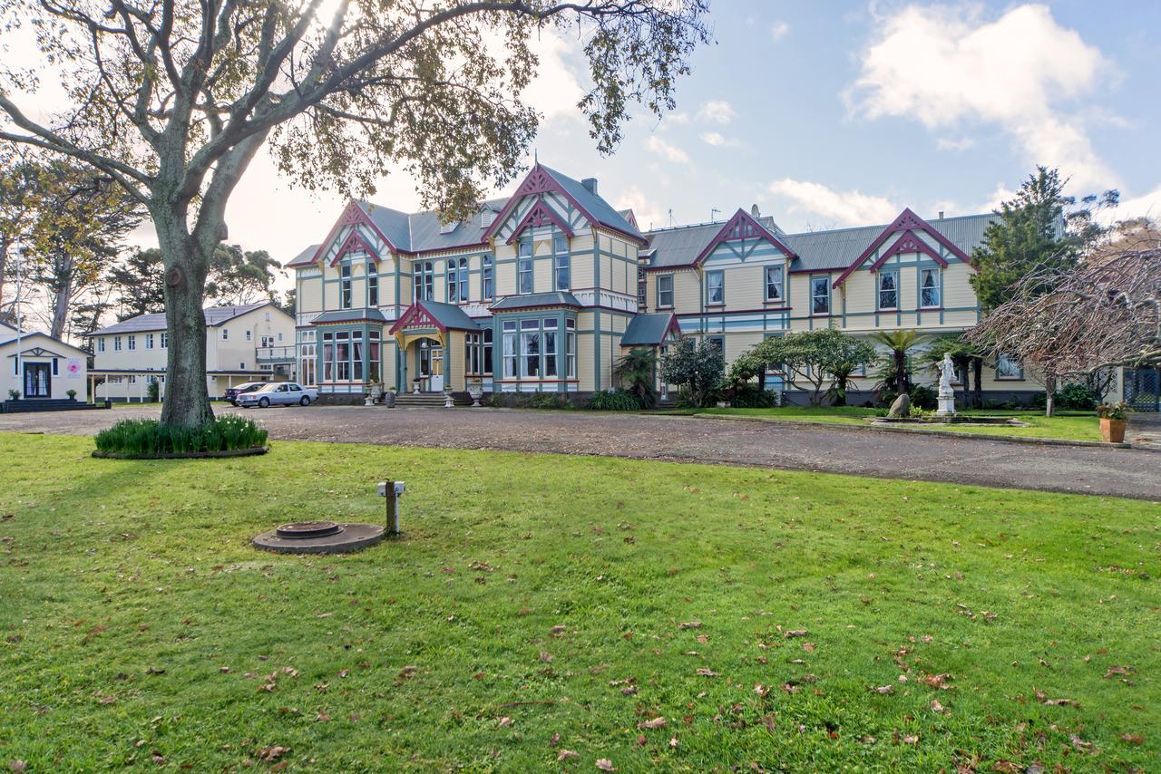Highden Manor Estate Hotell Palmerston North Eksteriør bilde