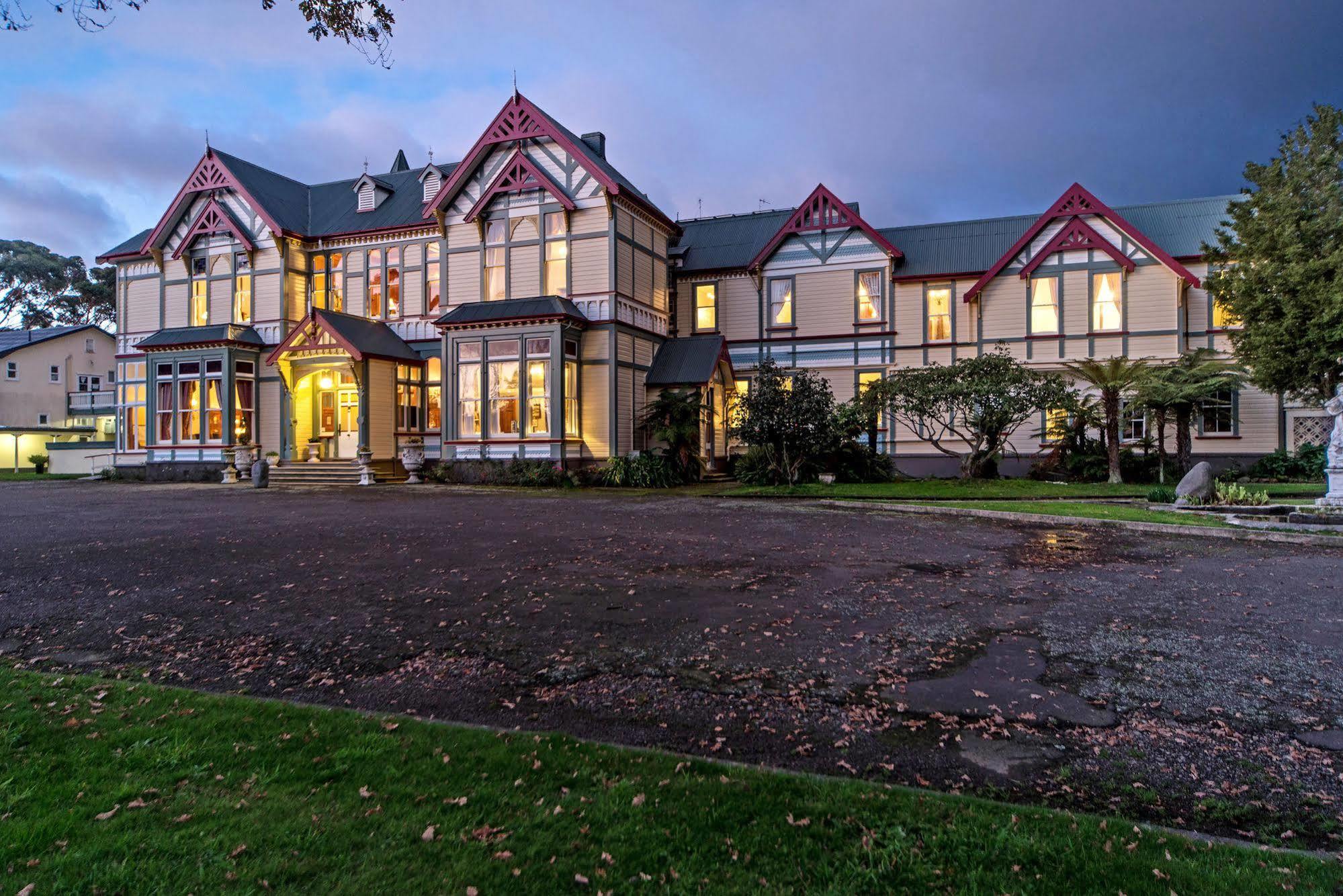 Highden Manor Estate Hotell Palmerston North Eksteriør bilde