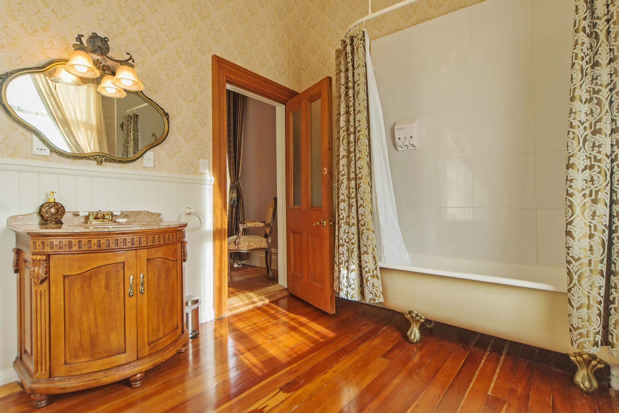 Highden Manor Estate Hotell Palmerston North Eksteriør bilde