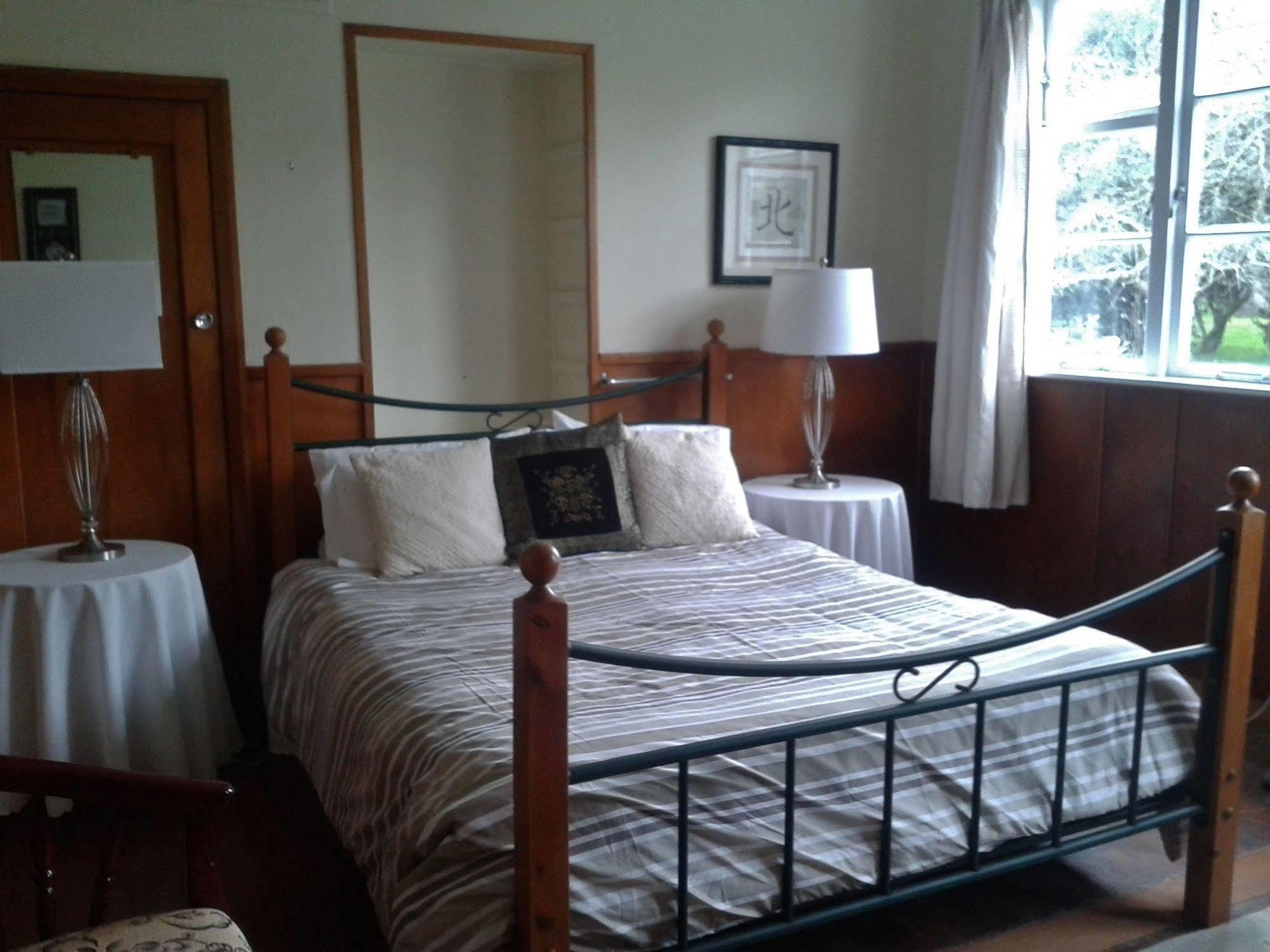 Highden Manor Estate Hotell Palmerston North Eksteriør bilde